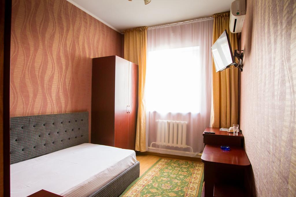 Diar Hotel Atyraū Cameră foto